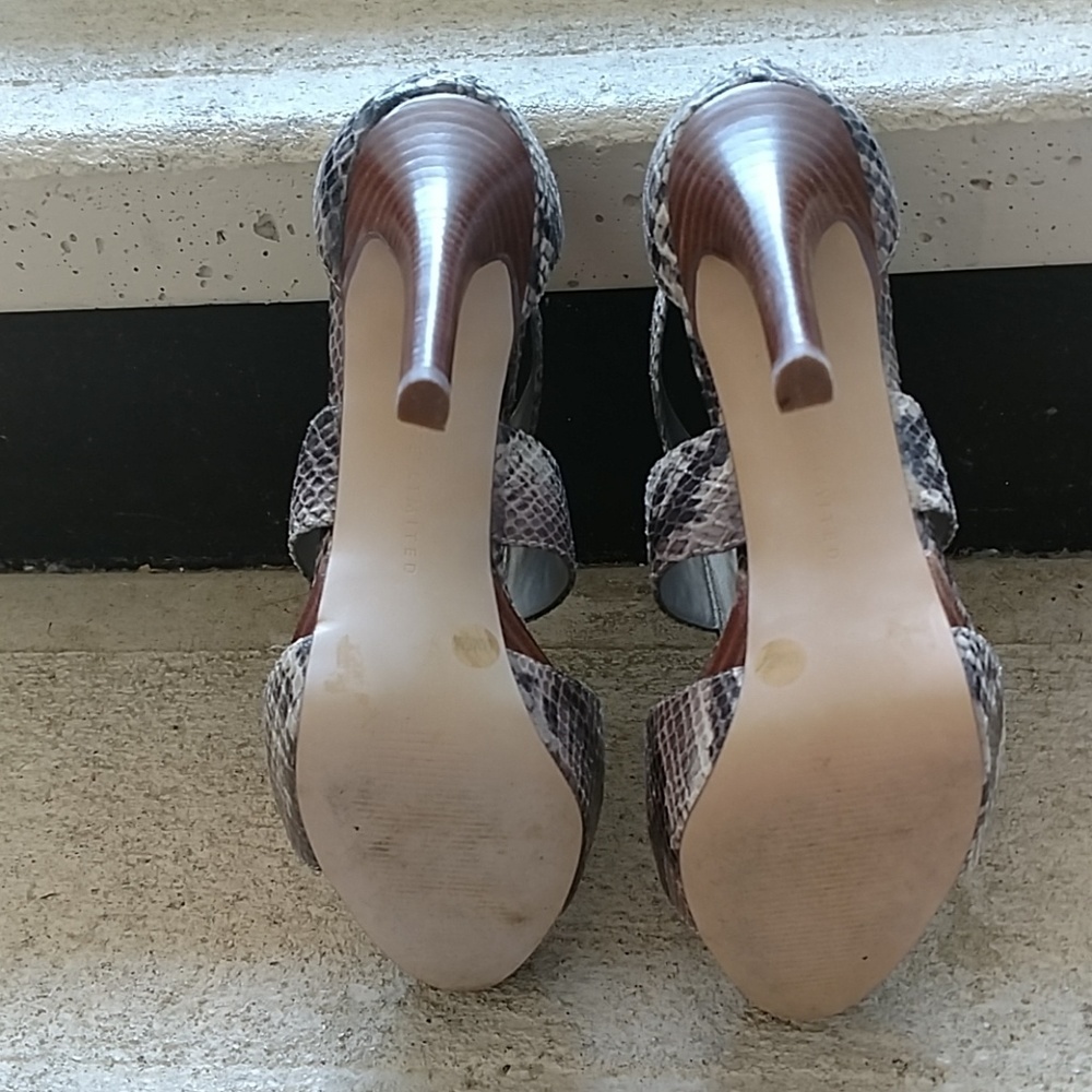 Shoes - Picture 6 of 6